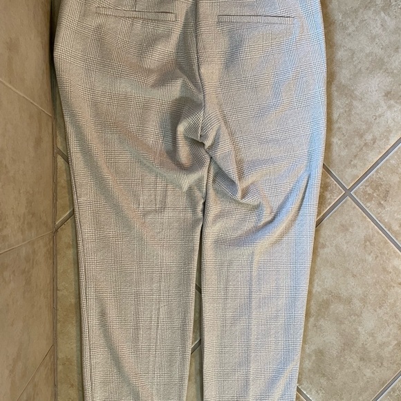 H&M Trousers-Never Been Worn Sz14 runs small-12 Beige&White pattern. Flattering - Picture 2 of 11